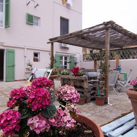 Апартаменты 200Metri Dal Mare Raffinato Chalet Con Giardino Марина-ди-Пиза Экстерьер фото